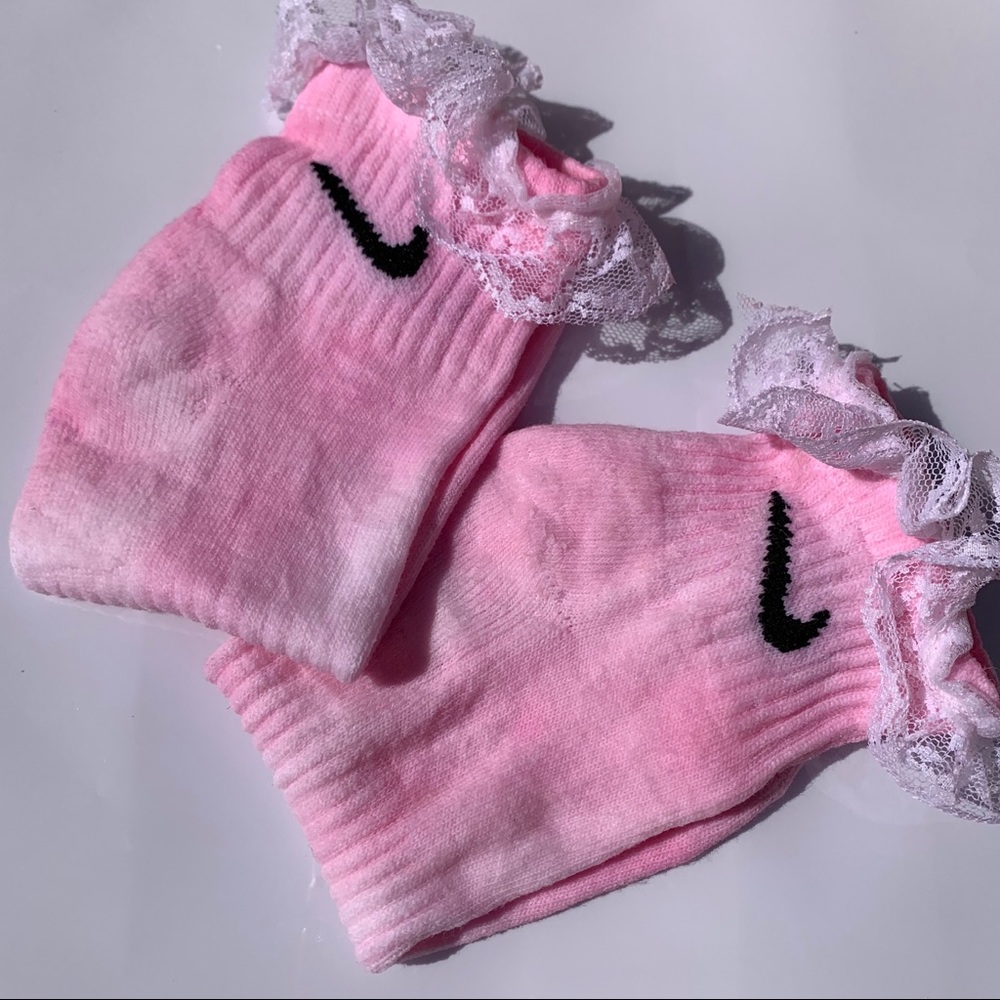 Nike ankle ruffle  tie-dye socks